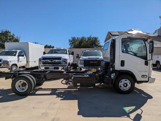 2024 Chevrolet 4500 HD LCF Diesel Vehicle Photo in SELMA, TX 78154-1460