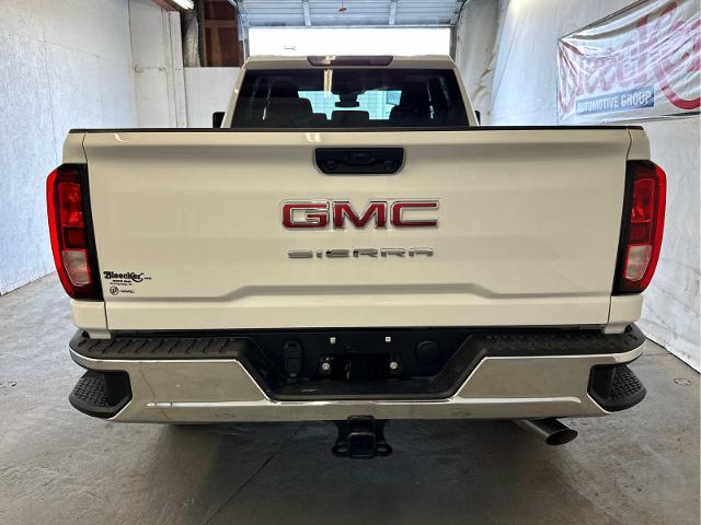 2024 GMC Sierra 2500 HD Vehicle Photo in RED SPRINGS, NC 28377-1640