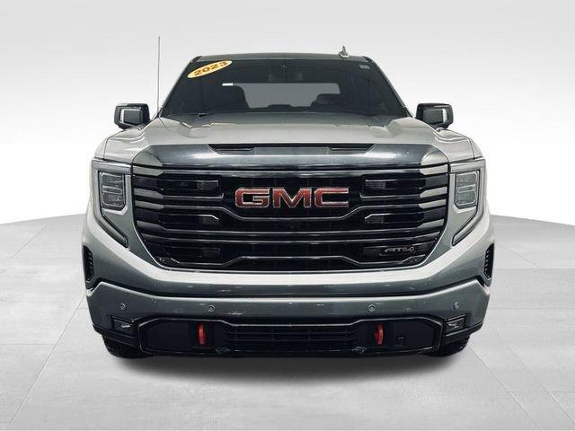 2023 GMC Sierra 1500 Vehicle Photo in MEDINA, OH 44256-9631