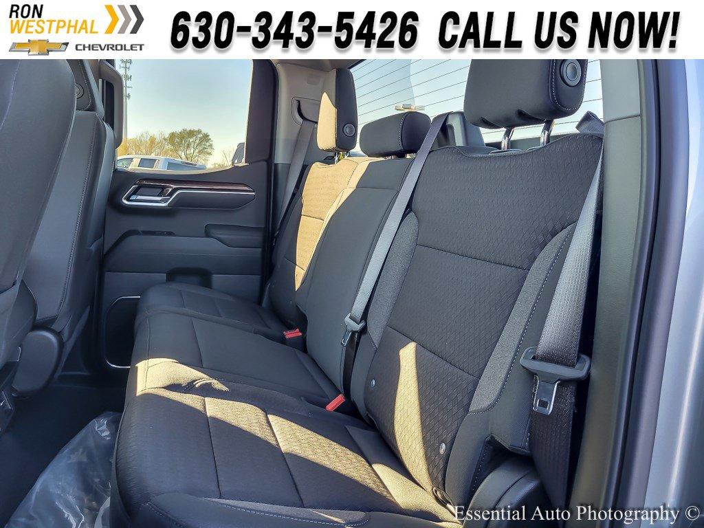 2025 Chevrolet Silverado 1500 Vehicle Photo in AURORA, IL 60503-9326