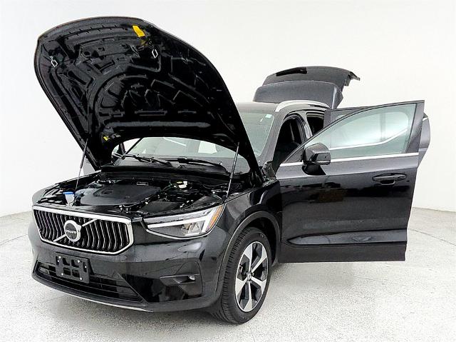 2024 Volvo XC40 Vehicle Photo in Grapevine, TX 76051