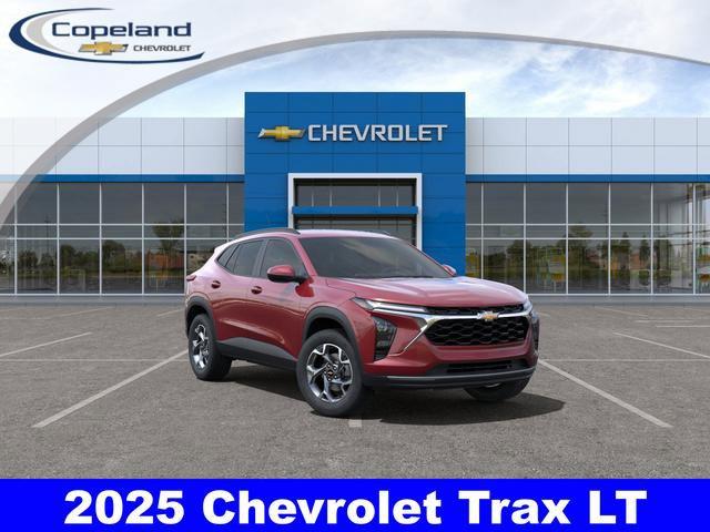 2025 Chevrolet Trax Vehicle Photo in BROCKTON, MA 02301-7113