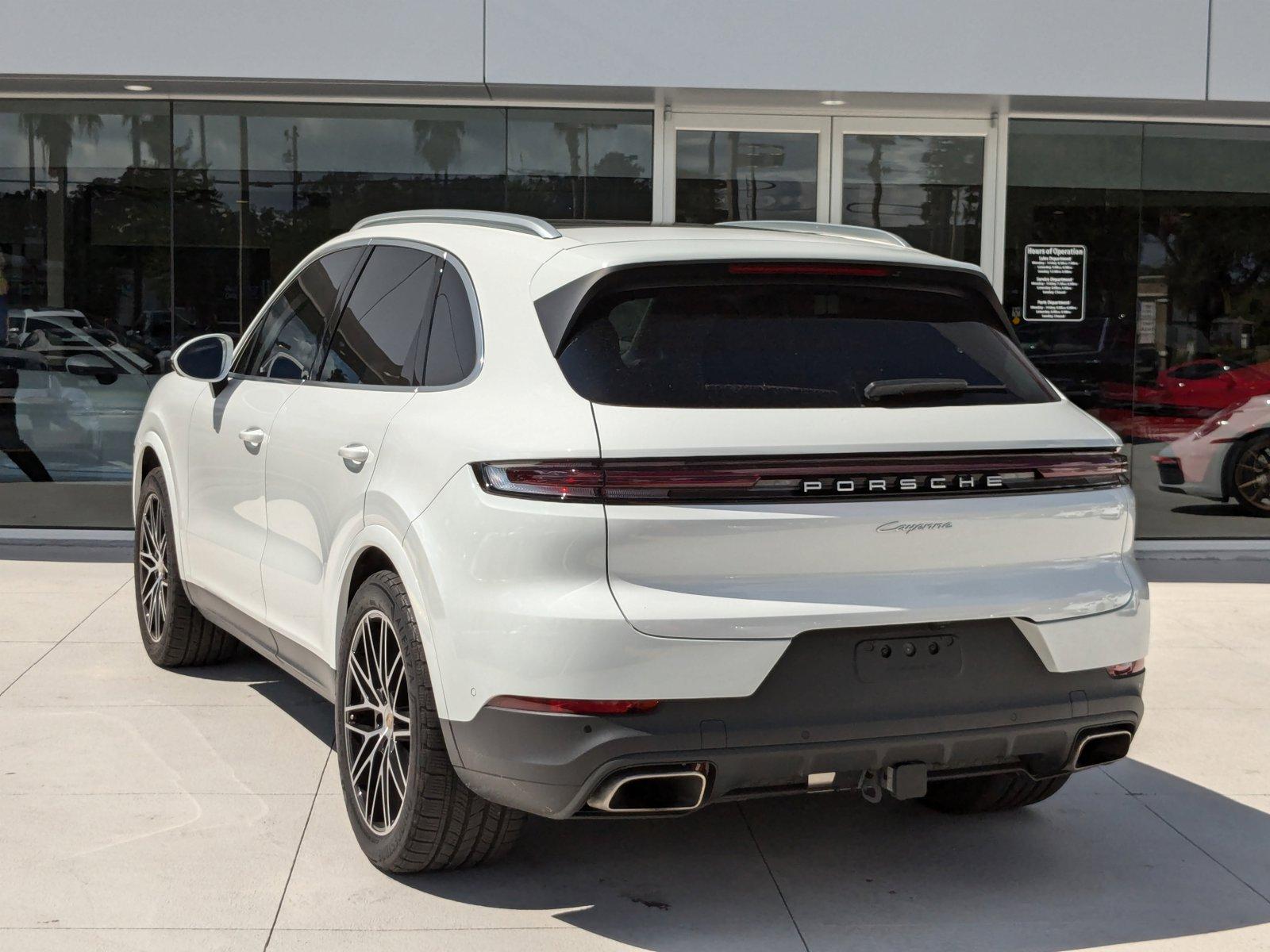 2024 Porsche Cayenne Vehicle Photo in Maitland, FL 32751