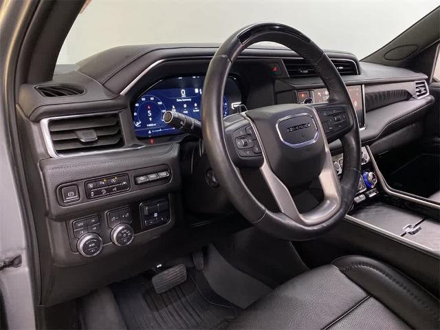 2023 GMC Yukon XL Vehicle Photo in PORTLAND, OR 97225-3518