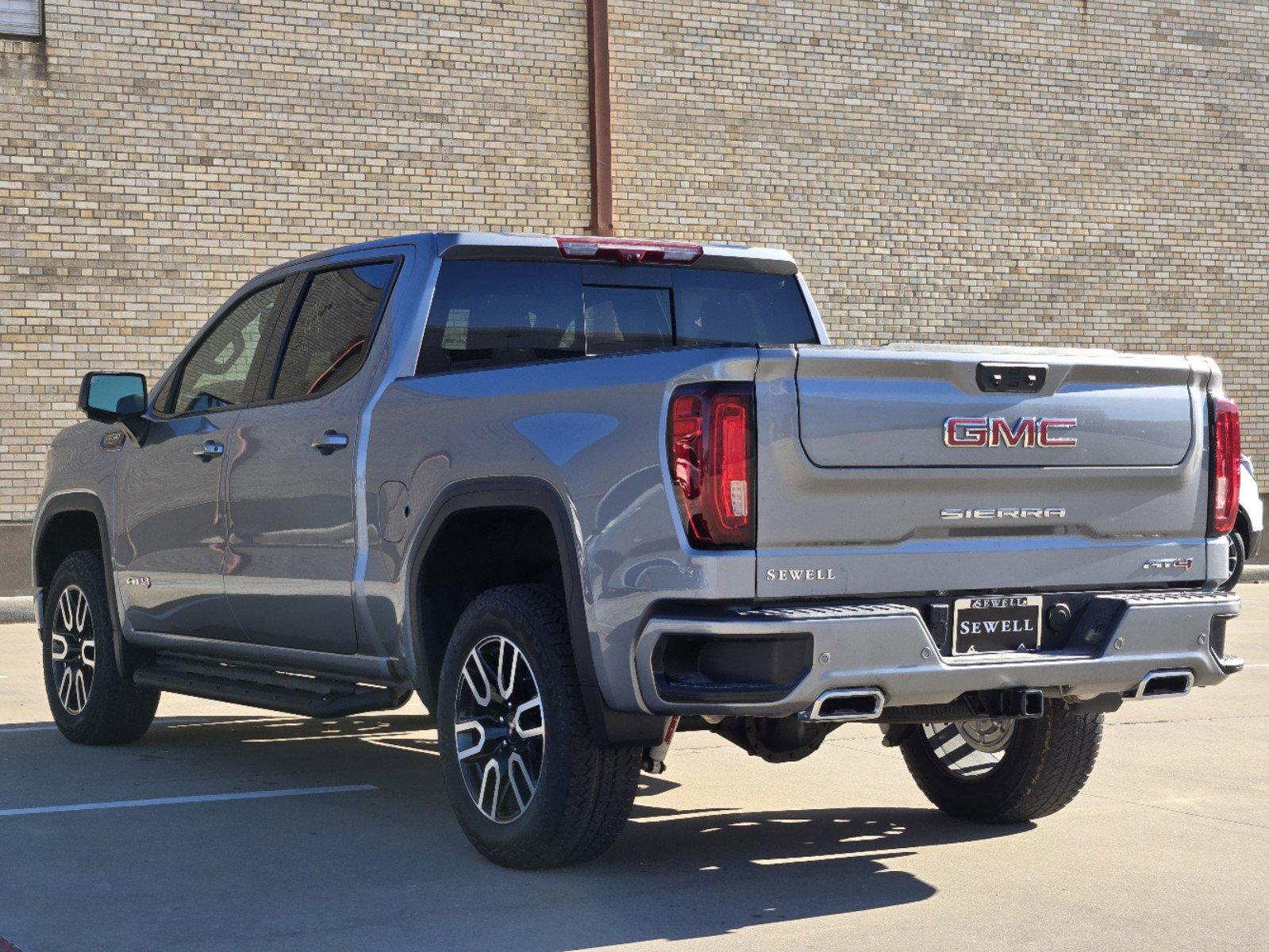 2025 GMC Sierra 1500 Vehicle Photo in DALLAS, TX 75209-3016