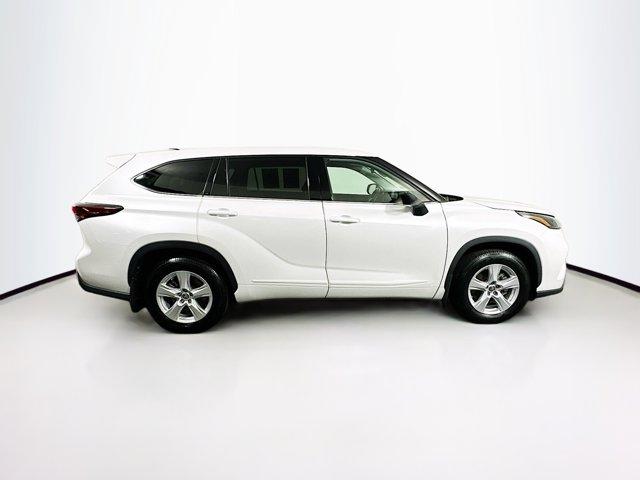 2022 Toyota Highlander Vehicle Photo in Flemington, NJ 08822