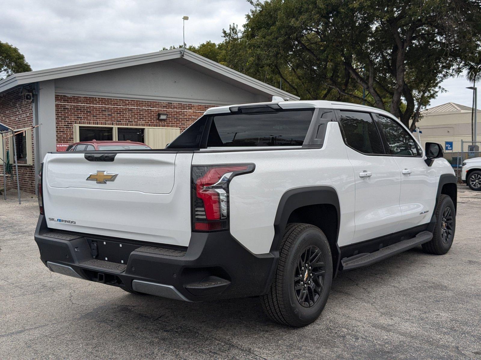 2025 Chevrolet Silverado EV Vehicle Photo in MIAMI, FL 33134-2699