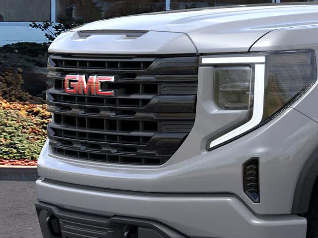 2024 GMC Sierra 1500 Vehicle Photo in ZELIENOPLE, PA 16063-2910