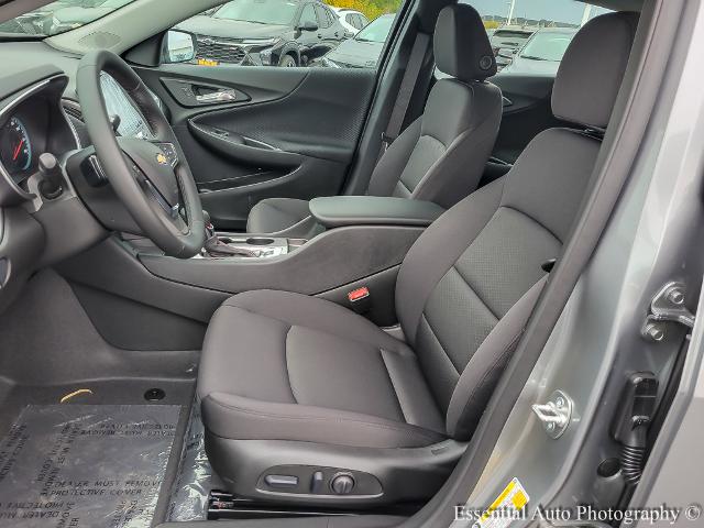 2025 Chevrolet Malibu Vehicle Photo in AURORA, IL 60503-9326