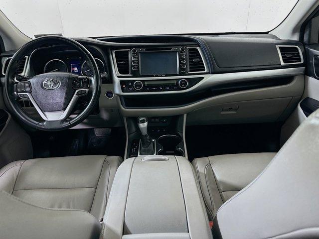 2018 Toyota Highlander Vehicle Photo in Doylsetown, PA 18901