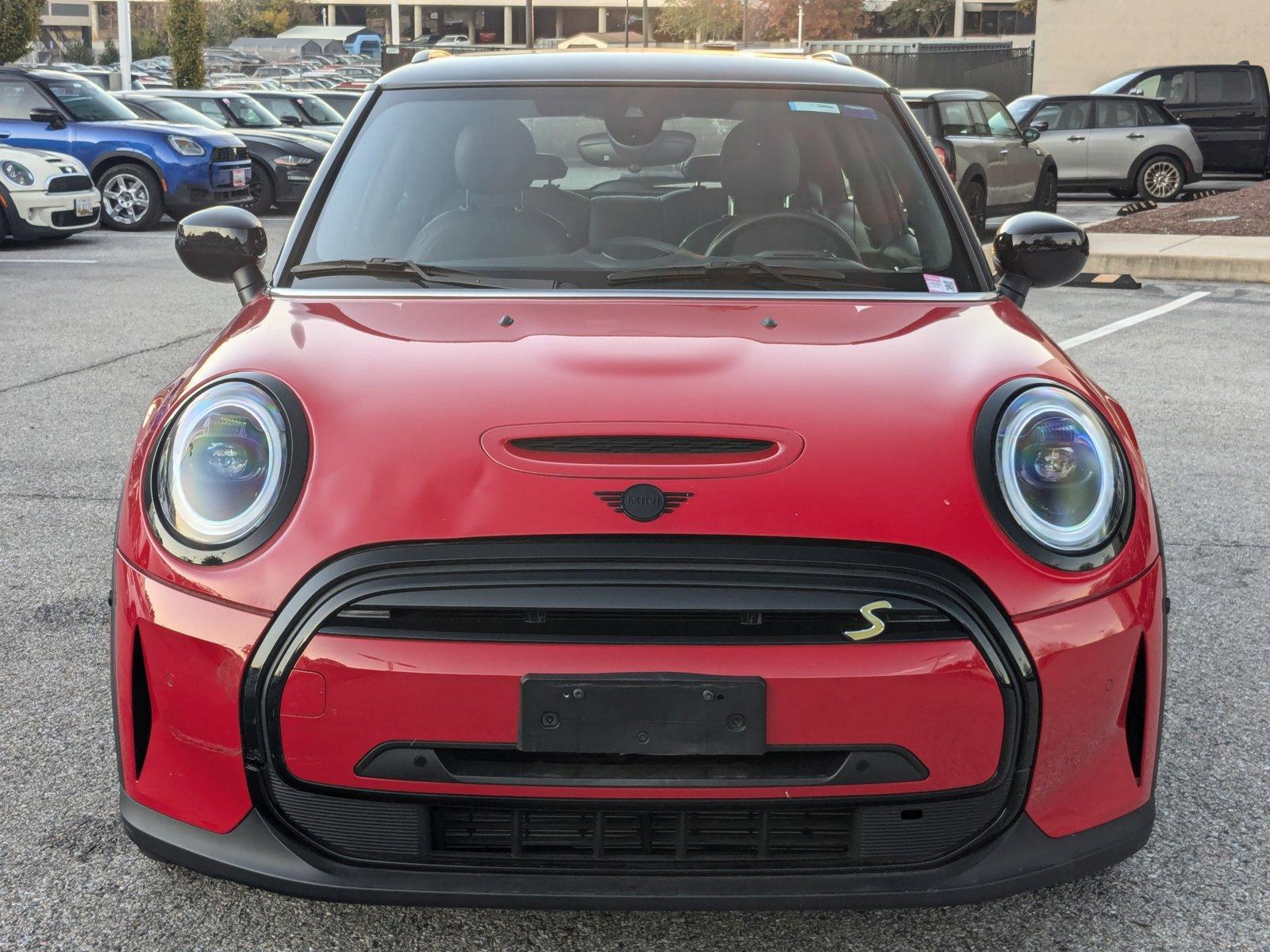 2022 MINI Electric Hardtop 2 Door Vehicle Photo in Towson, MD 21204