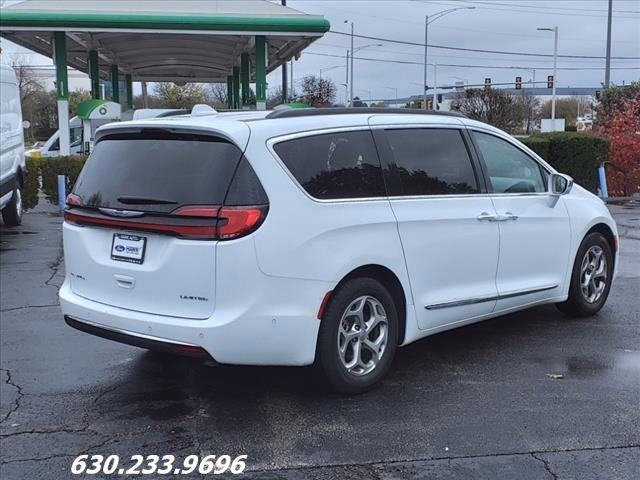 2022 Chrysler Pacifica Vehicle Photo in Saint Charles, IL 60174