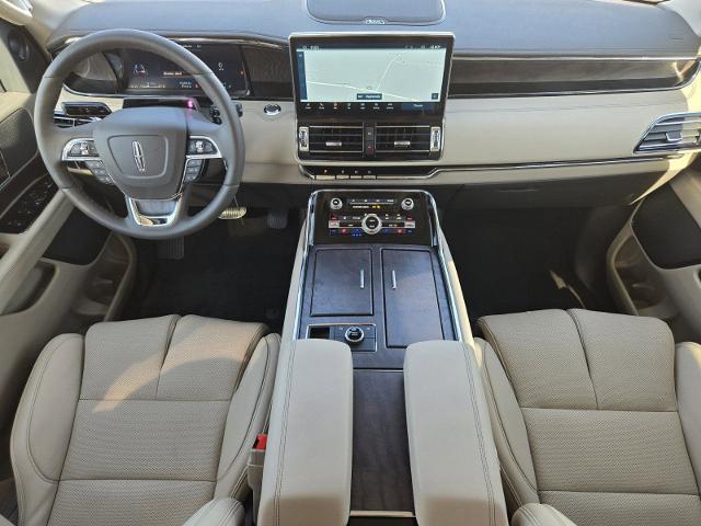 2024 Lincoln Navigator Vehicle Photo in Stephenville, TX 76401-3713