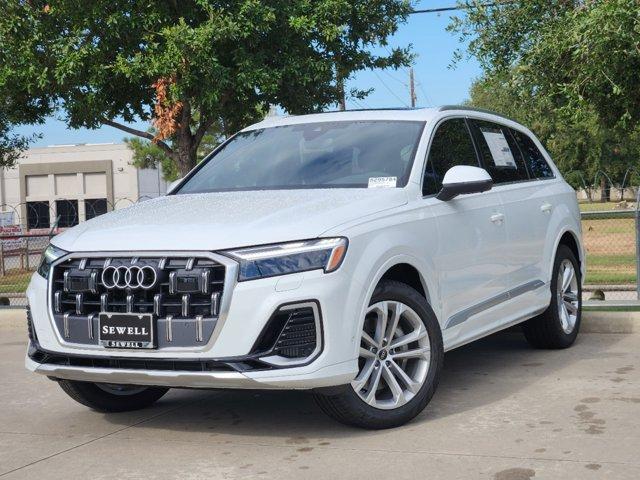 2025 Audi Q7 Vehicle Photo in HOUSTON, TX 77090