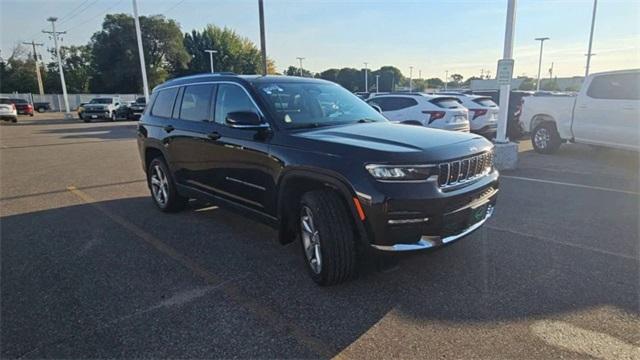 Used 2022 Jeep Grand Cherokee L Limited with VIN 1C4RJKBG7N8525608 for sale in Saint Cloud, MN