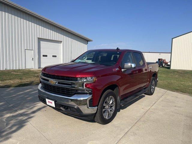 Used 2022 Chevrolet Silverado 1500 Limited LT with VIN 1GCUYDED3NZ113411 for sale in Beresford, SD