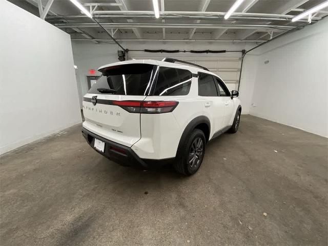 2022 Nissan Pathfinder Vehicle Photo in PORTLAND, OR 97225-3518