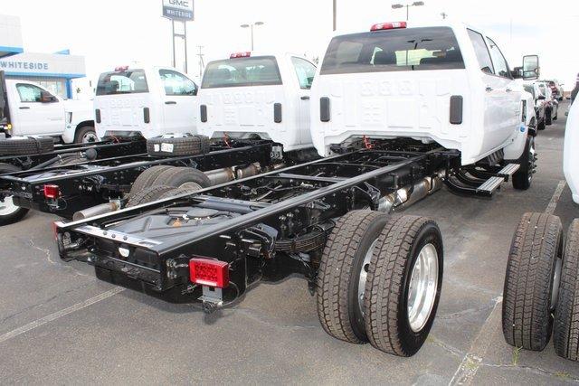 2024 Chevrolet Silverado 5500 HD Vehicle Photo in SAINT CLAIRSVILLE, OH 43950-8512