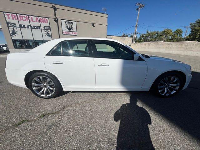 2014 Chrysler 300 Vehicle Photo in Salt Lake City, UT 84115-2787