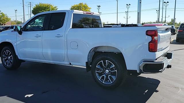 2024 Chevrolet Silverado 1500 Vehicle Photo in JOLIET, IL 60435-8135