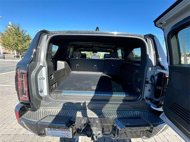 2024 GMC HUMMER EV SUV Vehicle Photo in BOWLING GREEN, KY 42104-4102