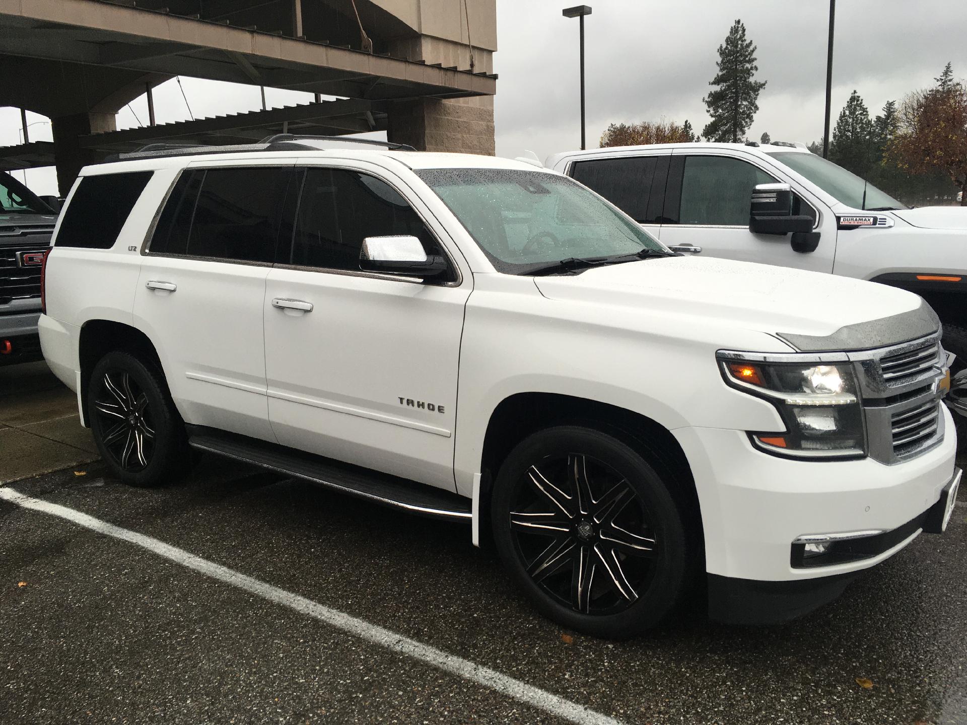 Used 2015 Chevrolet Tahoe LTZ with VIN 1GNSKCKC0FR648686 for sale in Coeur D'alene, ID