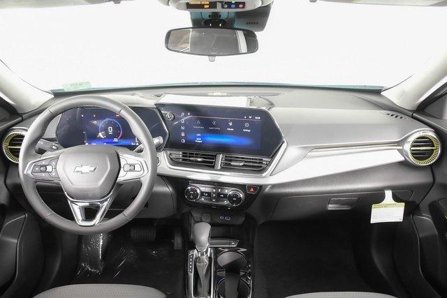 2025 Chevrolet Trax Vehicle Photo in PUYALLUP, WA 98371-4149