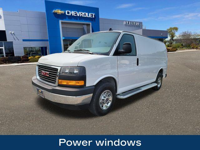 2022 GMC Savana Cargo 2500 Vehicle Photo in DANBURY, CT 06810-5034