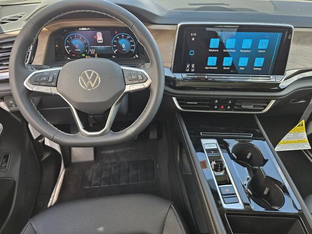 2024 Volkswagen Atlas Vehicle Photo in WEATHERFORD, TX 76087