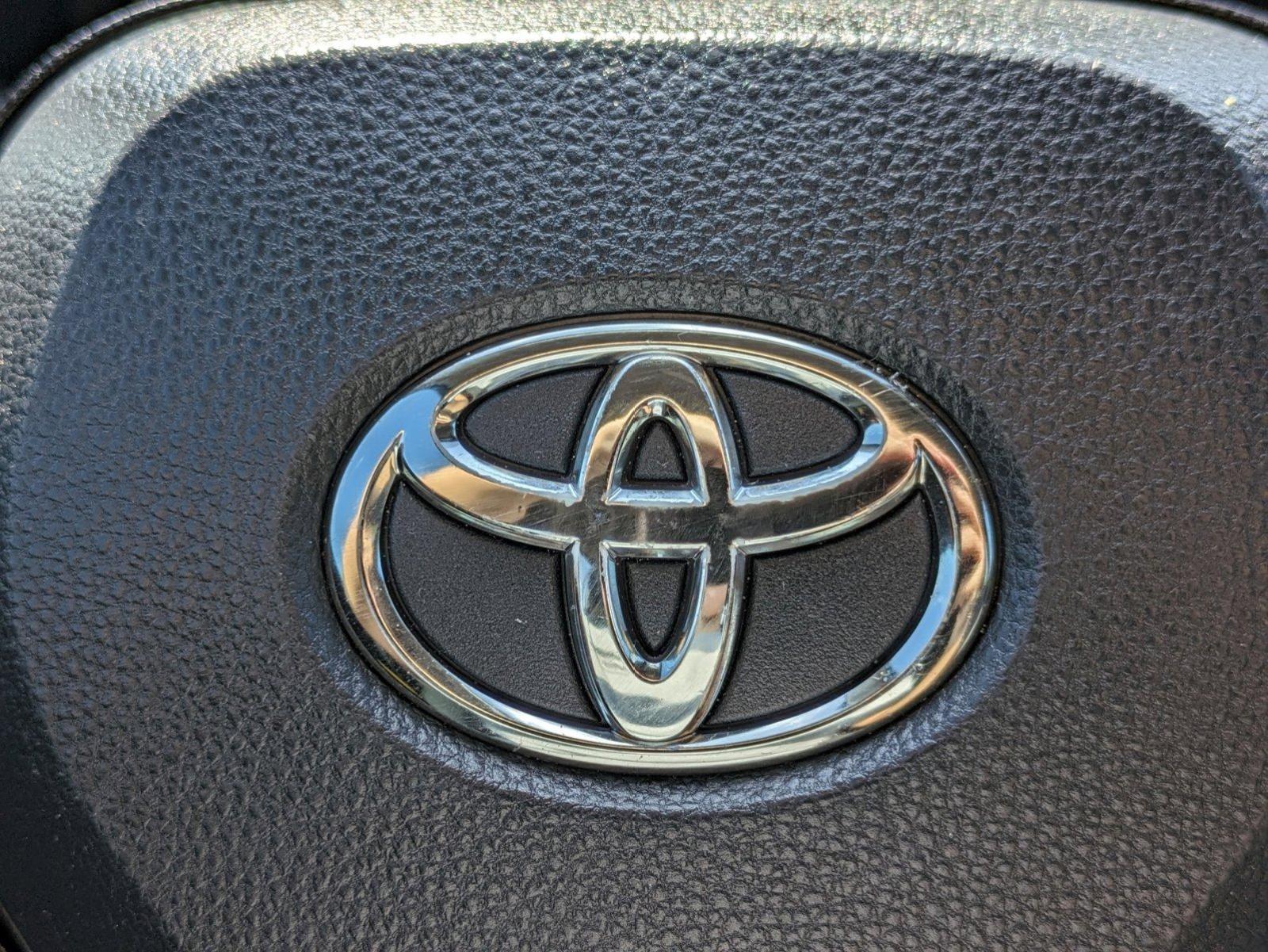 2020 Toyota RAV4 Vehicle Photo in Jacksonville, FL 32244