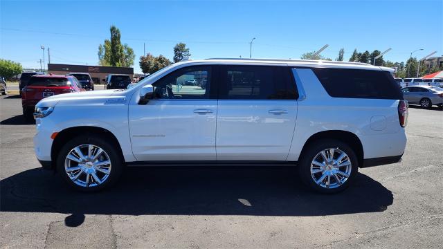 2024 Chevrolet Suburban Vehicle Photo in FLAGSTAFF, AZ 86001-6214