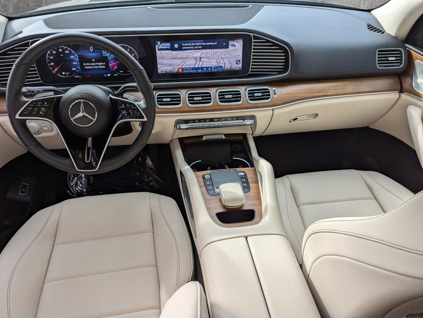 2024 Mercedes-Benz GLE Vehicle Photo in Delray Beach, FL 33444