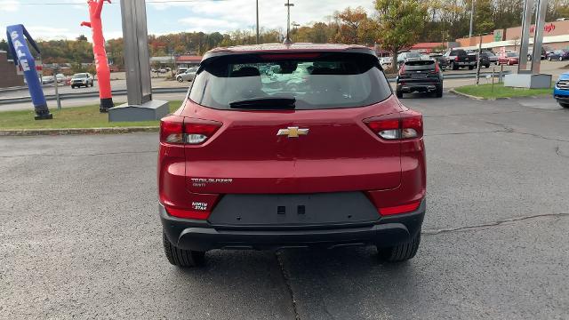 2021 Chevrolet Trailblazer Vehicle Photo in MOON TOWNSHIP, PA 15108-2571