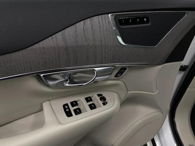 2025 Volvo XC90 Plug-In Hybrid Vehicle Photo in Appleton, WI 54913