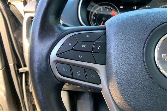 2019 Jeep Cherokee Vehicle Photo in KANSAS CITY, MO 64114-4502