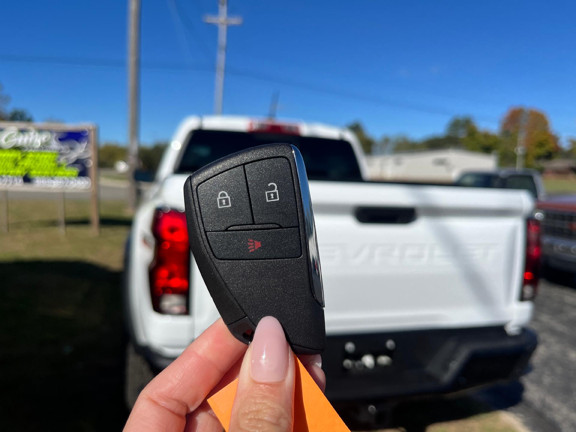 2024 Chevrolet Colorado Vehicle Photo in CLARE, MI 48617-9414