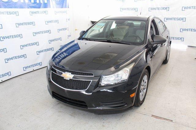 2013 Chevrolet Cruze Vehicle Photo in SAINT CLAIRSVILLE, OH 43950-8512