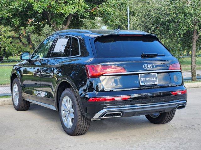 2024 Audi Q5 Vehicle Photo in HOUSTON, TX 77090