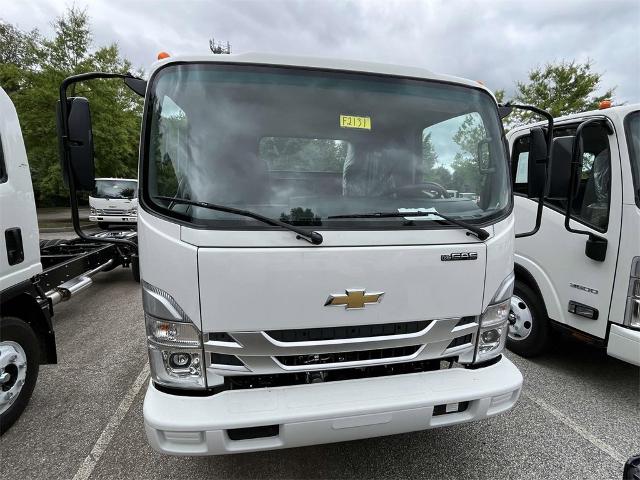 2025 Chevrolet Low Cab Forward 3500 Vehicle Photo in ALCOA, TN 37701-3235