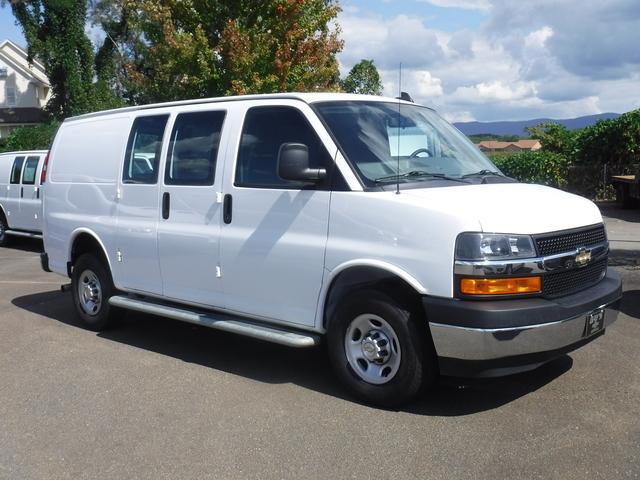 2022 Chevrolet Express Cargo 2500 Vehicle Photo in JASPER, GA 30143-8655