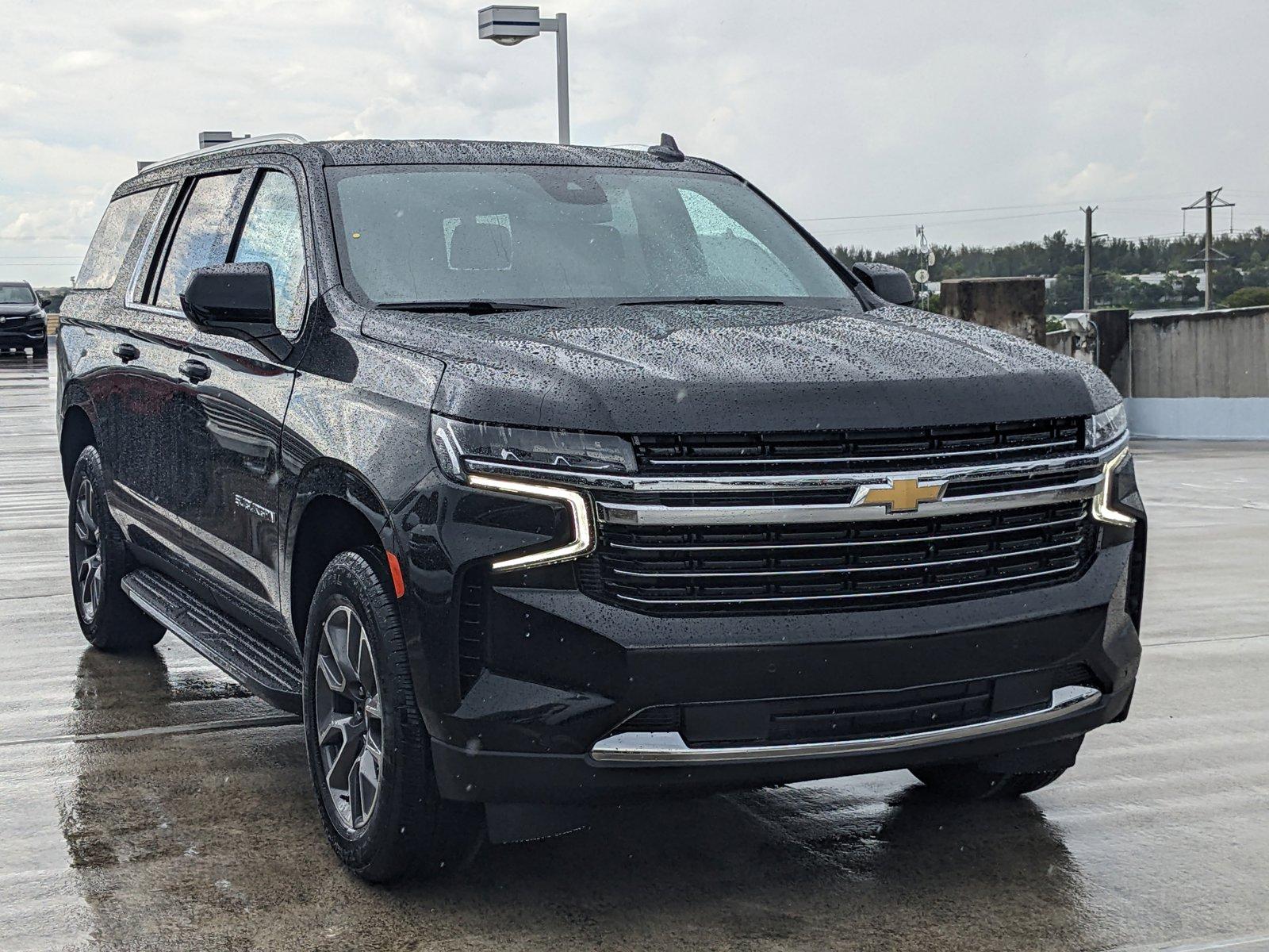 2024 Chevrolet Suburban Vehicle Photo in MIAMI, FL 33172-3015