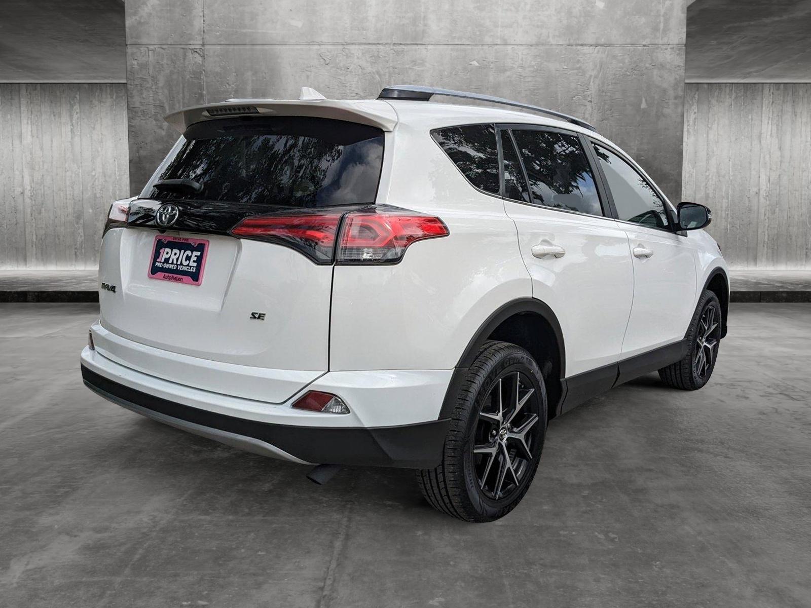 2018 Toyota RAV4 Vehicle Photo in Jacksonville, FL 32256