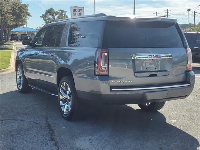 2020 GMC Yukon XL Vehicle Photo in DENTON, TX 76210-9321