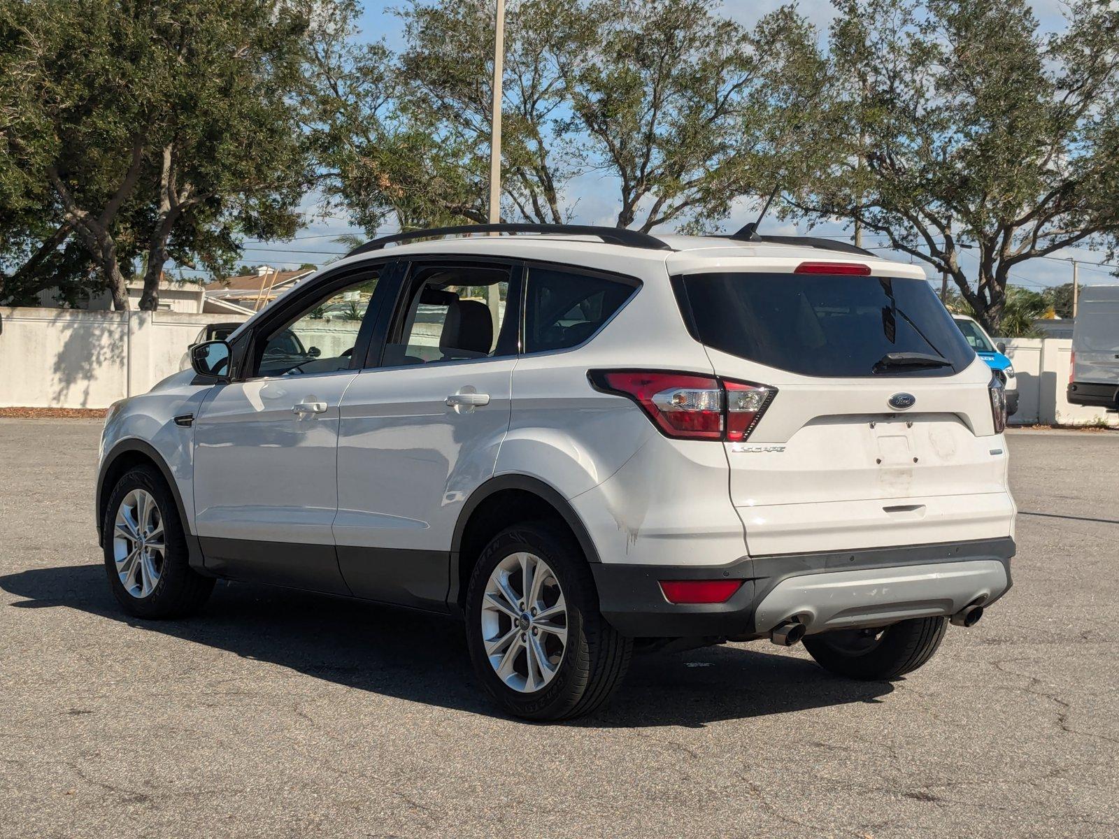 2018 Ford Escape Vehicle Photo in St. Petersburg, FL 33713