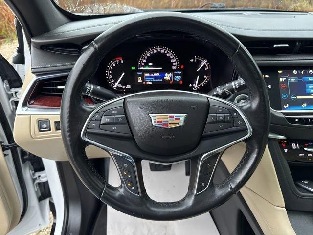 2019 Cadillac XT5 Vehicle Photo in MEDINA, OH 44256-9631