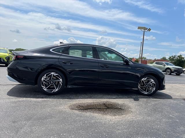 2024 Hyundai SONATA Vehicle Photo in O'Fallon, IL 62269