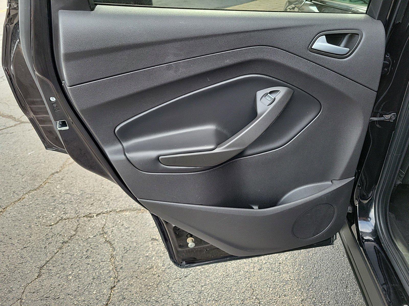 2019 Ford Escape Vehicle Photo in Plainfield, IL 60586