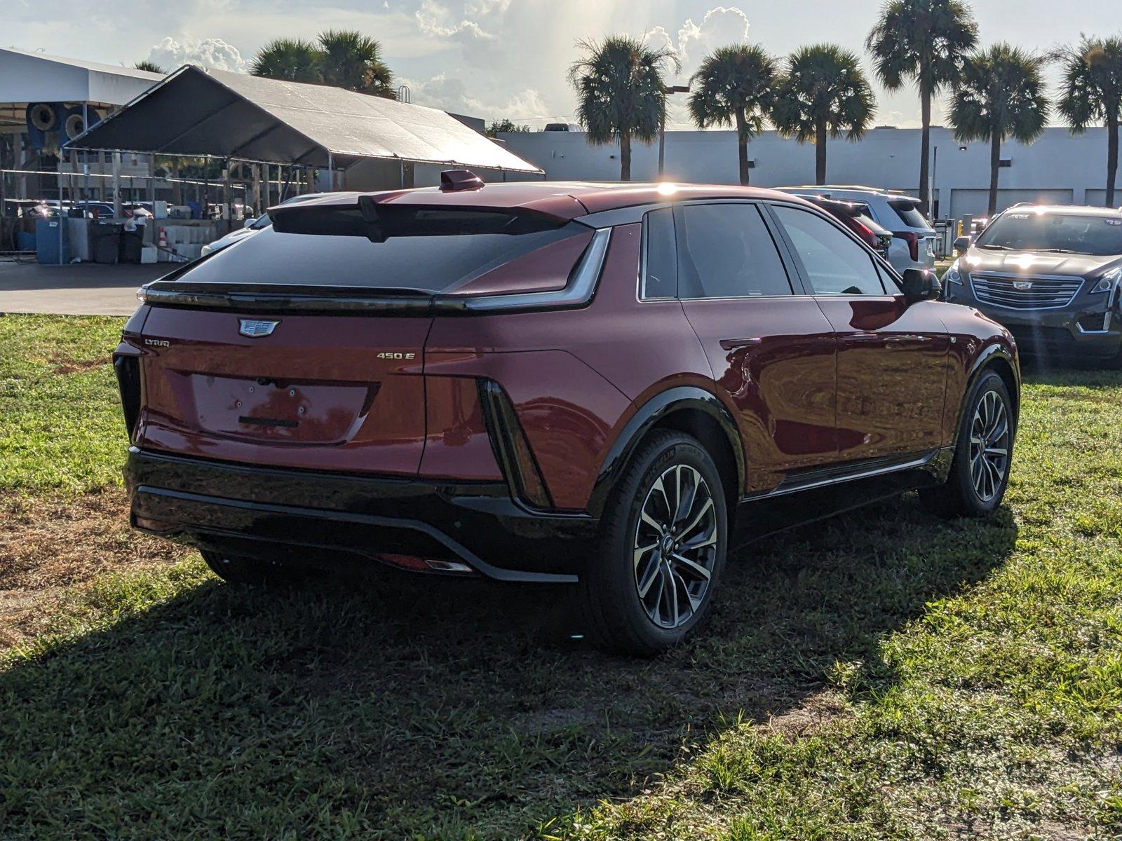 2024 Cadillac LYRIQ Vehicle Photo in WEST PALM BEACH, FL 33407-3296