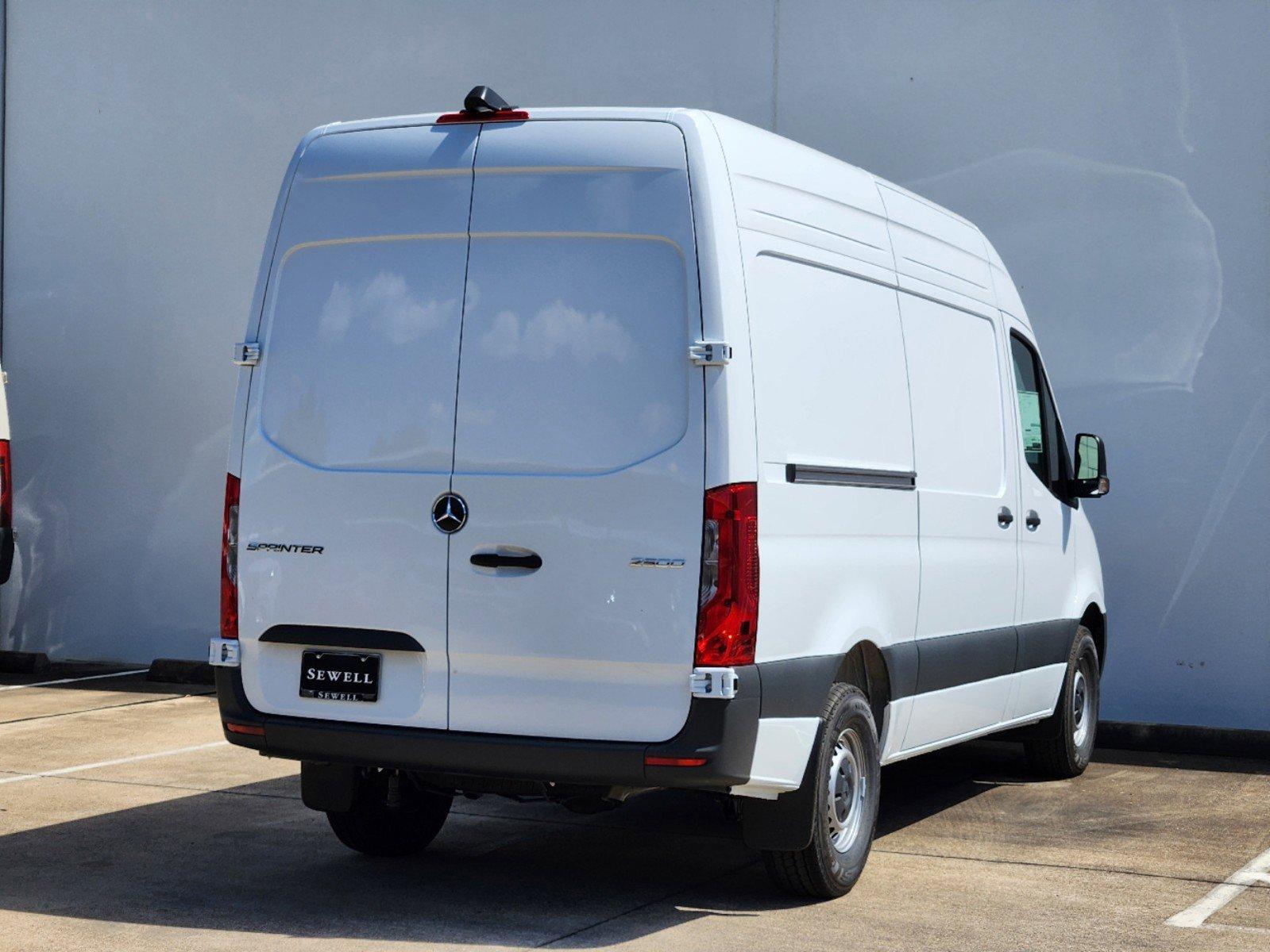 2025 Mercedes-Benz Sprinter Cargo Van Vehicle Photo in HOUSTON, TX 77079