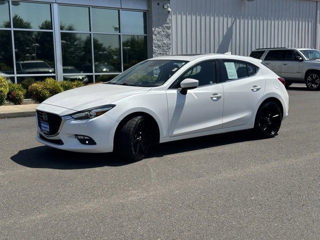 2017 Mazda Mazda3 5-Door Vehicle Photo in NEWBERG, OR 97132-1927